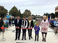 W oficjalnym zakończeniu inwestycji, wspartej środkami z RPO WZ, udział wziął wicemarszałek województwa Jarosław Rzepa oraz burmistrz Stanisława Bodnar.