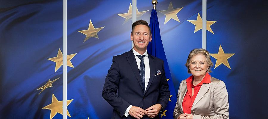 Marszałek Województwa Zachodniopomorskiego Olgierd Geblewicz z komisarz Elisą Ferreirą, odpowiedzialną w Komisji Europejskiej za politykę regionalną.