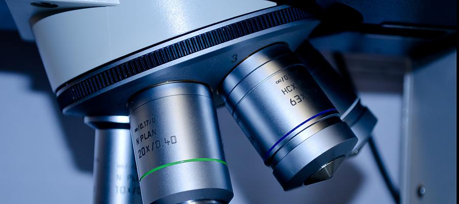 Uczelnie wyższe już sięgają po środki na walkę z pandemią